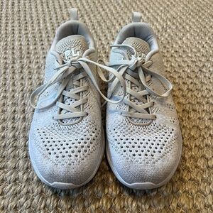 APL Women’s Techloom Pro in Beige